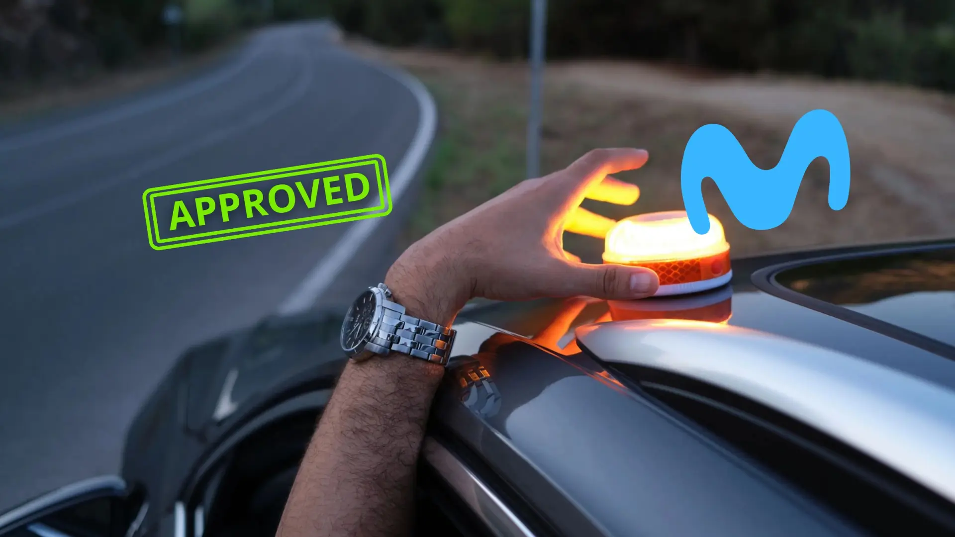 Movistar rebaja un 50% el precio de su baliza V16 con geolocalización homologada por la DGT