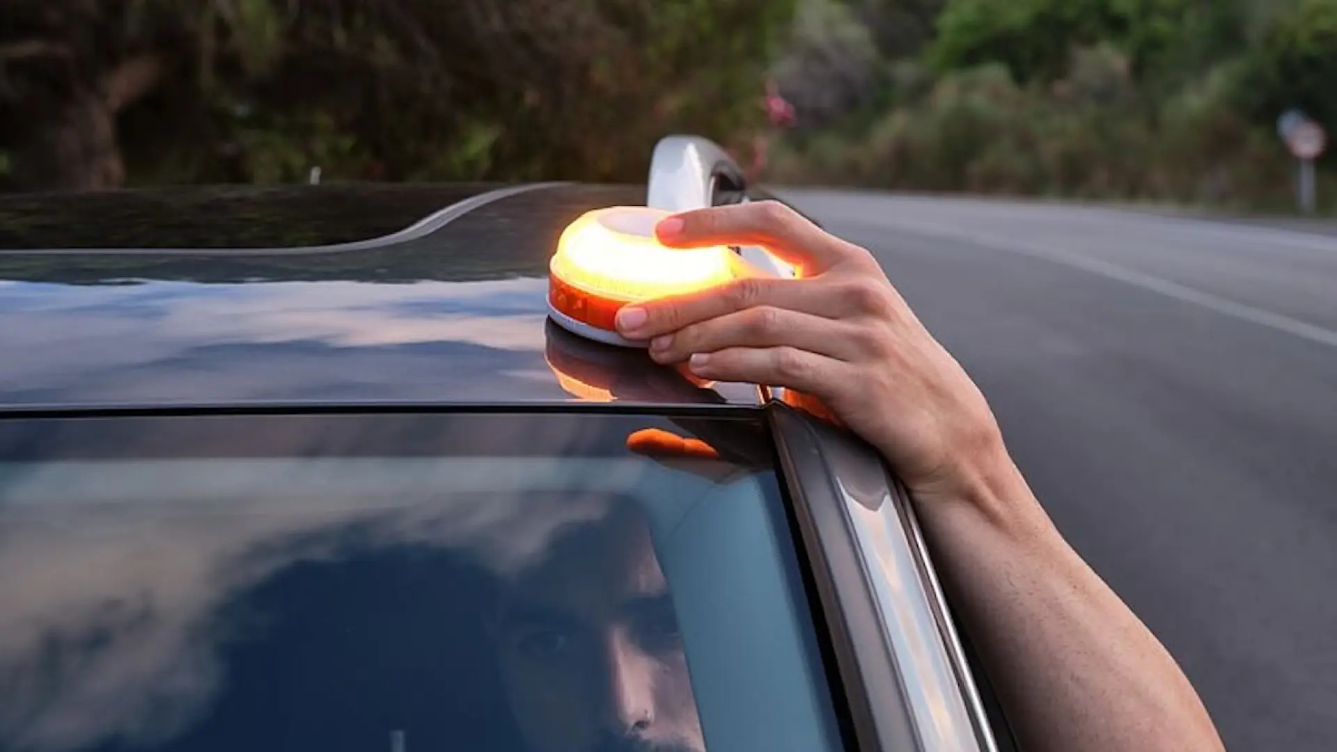 La DGT confirma que será obligatoria: si no quieres multa, tienes dos meses para comprarla