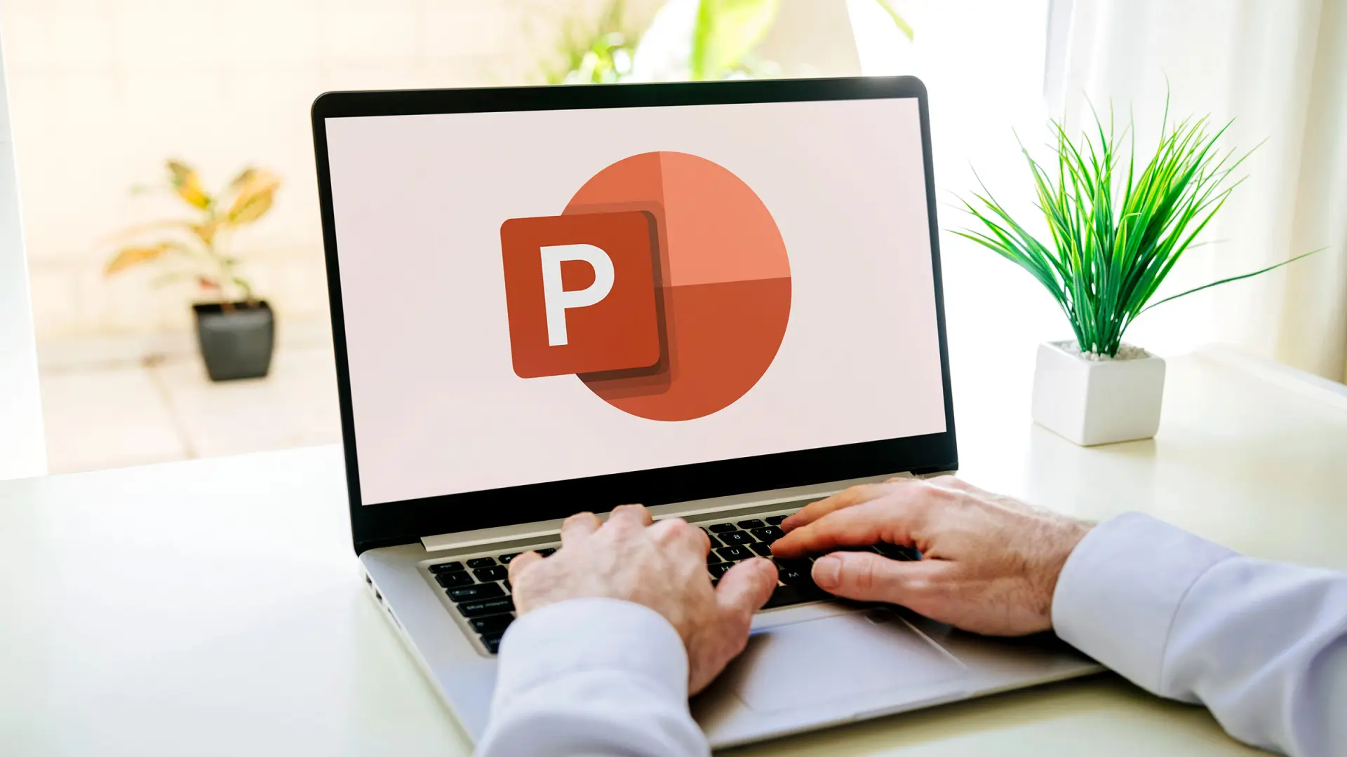 Microsoft eliminará esta función de PowerPoint que llevas usando toda la vida