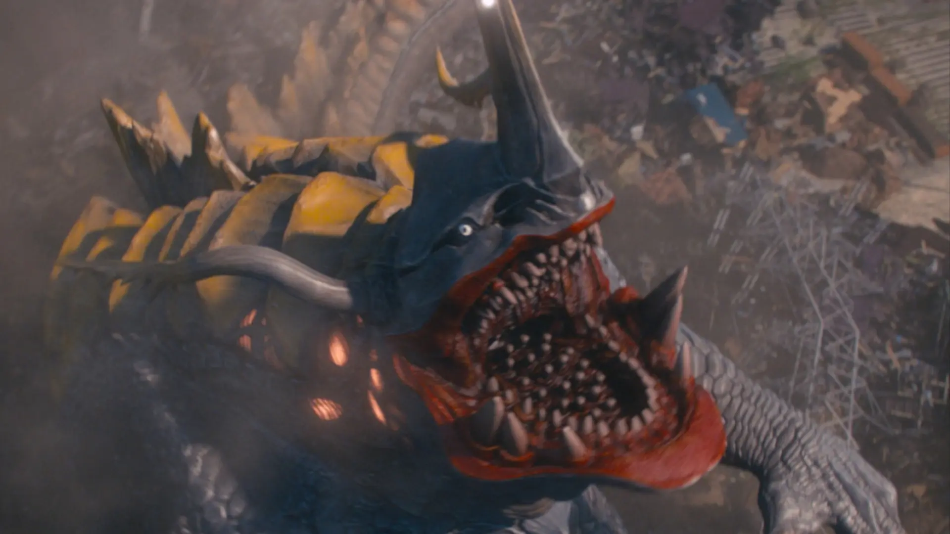 Ni Trol2 ni Godzilla: la película de monstruos gigantes más loca está en Prime Video, y tiene a un héroe clásico