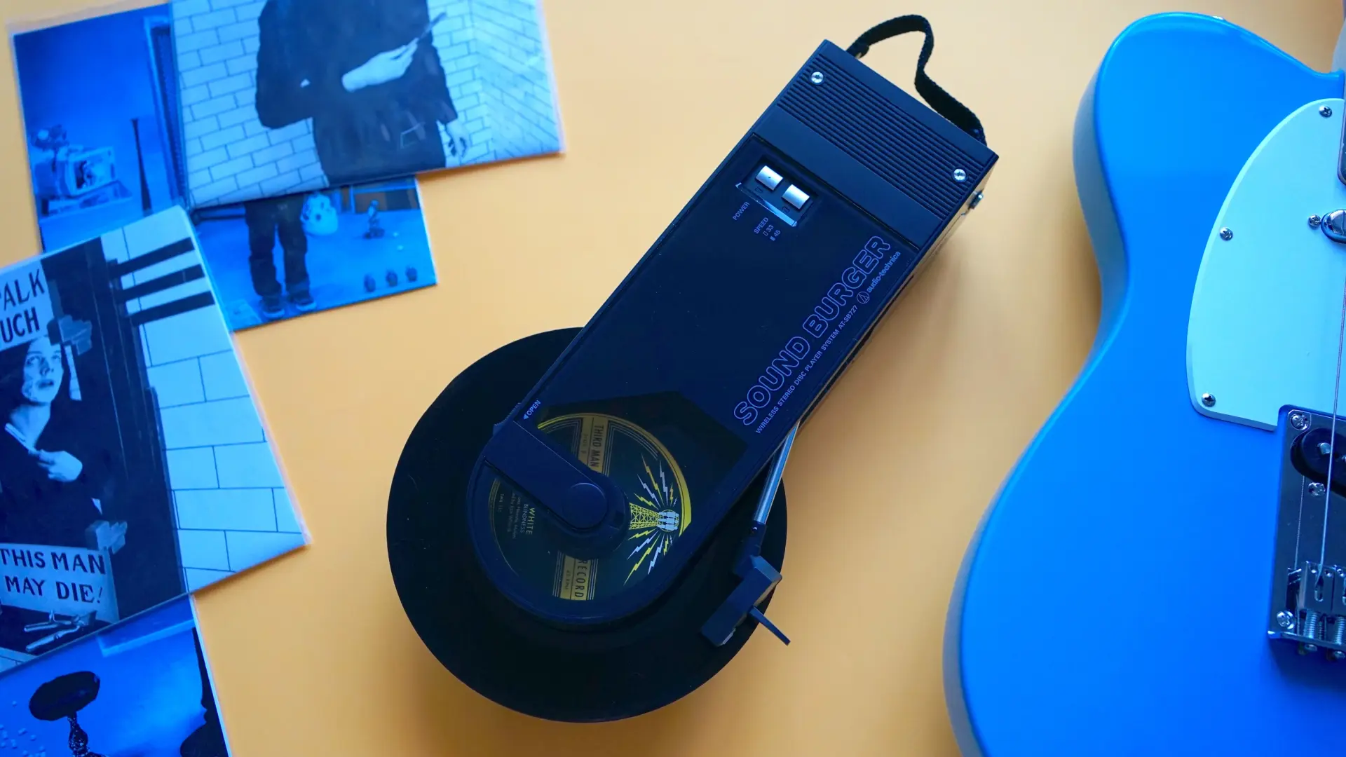 Adiós a volver a casa con los vinilos sin estrenar: he probado la Audio-Technica Sound Burger y ya no viajo sin ella