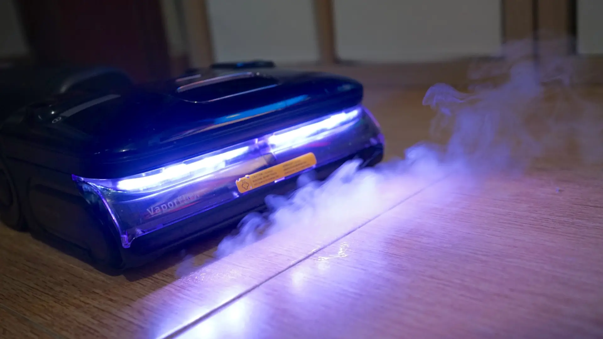 Limpiar el suelo con vapor caliente, ¿merecen la pena las fregonas eléctricas con esta función?