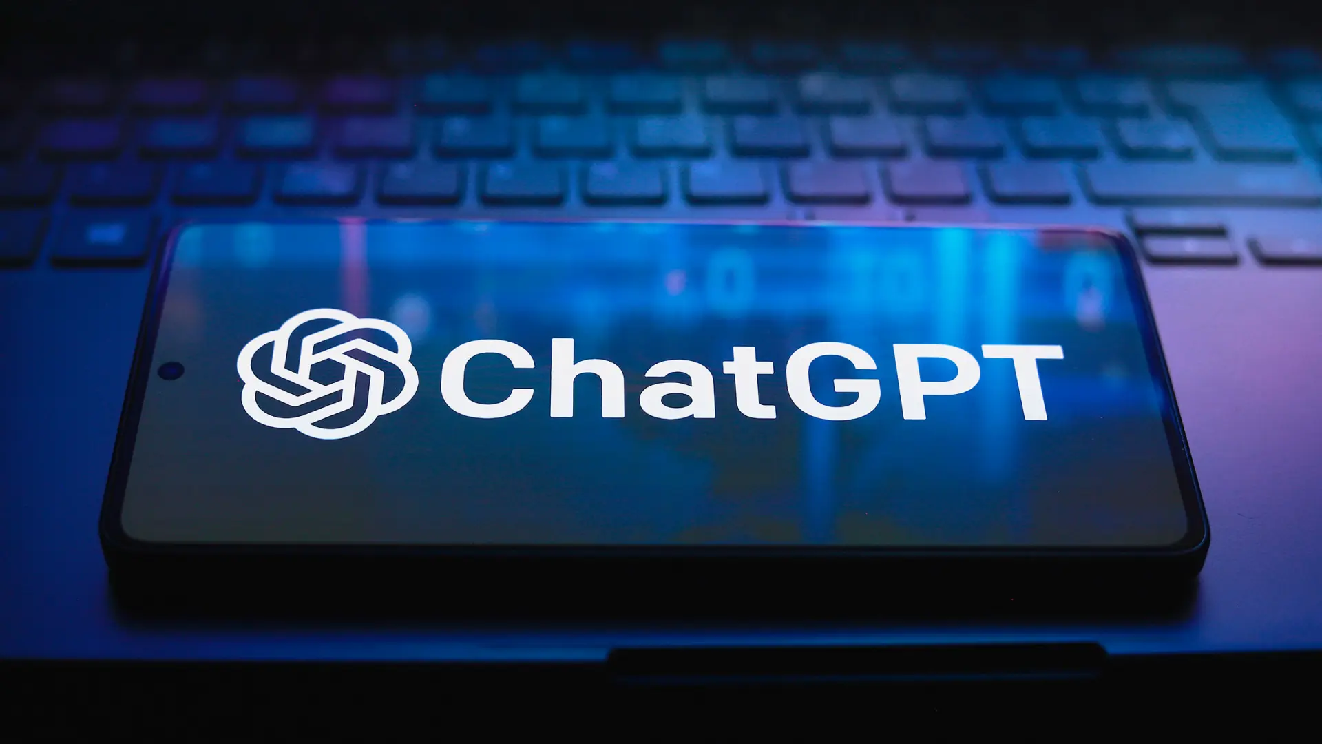 ChatGPT en móviles estrena un nuevo botón que revoluciona tus consultas